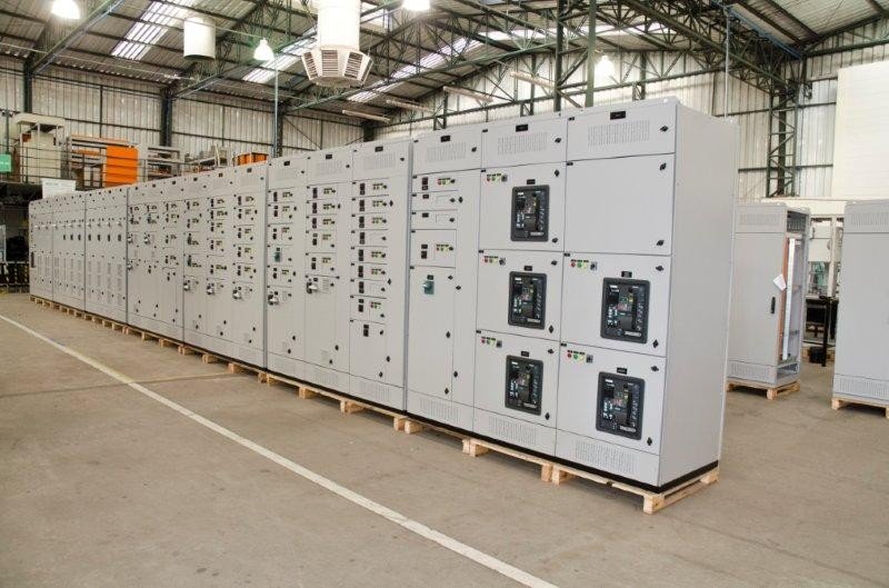 Quadros elétricos no interior de sp